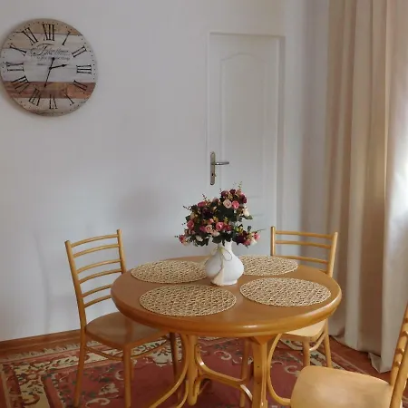Apartmán Písek Hétvégi ház *